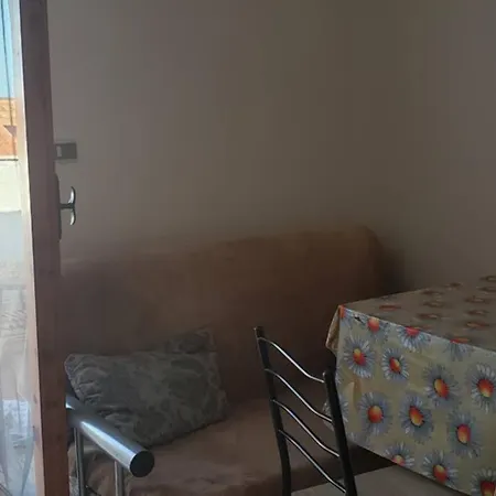Piccolo Accogliente Appartamento Vicino Al Mare/Небольшая Уютная Квартира Рядом С Морем. סקליאה